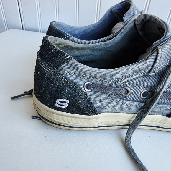 Skechers Mens Relaxed Fit Laced Blue memory foam Casual Shoe Sz 9 - Picture 2 of 11